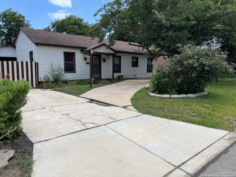 322 Cravens Avenue San Antonio TX 78223