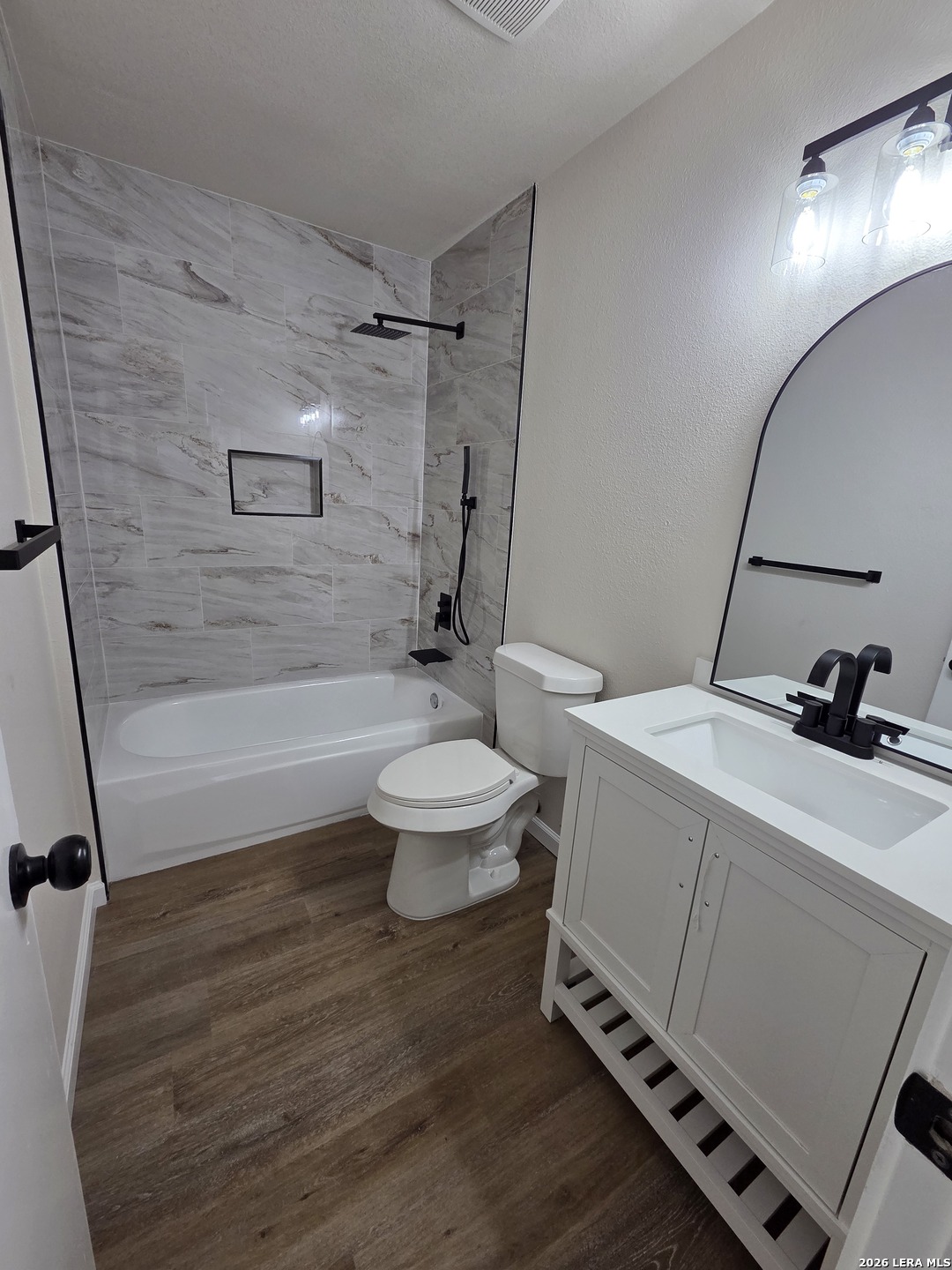 8002 Chestnut Cape Drive Converse TX 78109