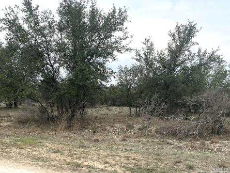 Lots 3-4 Quail Run Bandera TX 78003