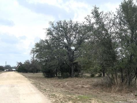 Lots 3-4 Quail Run Bandera TX 78003