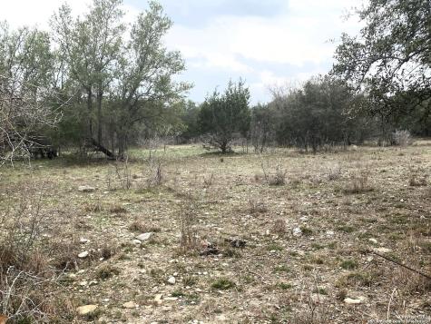 Lots 3-4 Quail Run Bandera TX 78003