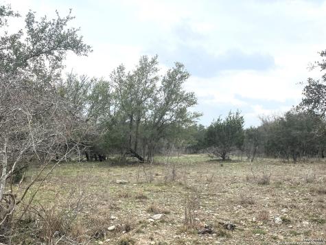Lots 3-4 Quail Run Bandera TX 78003