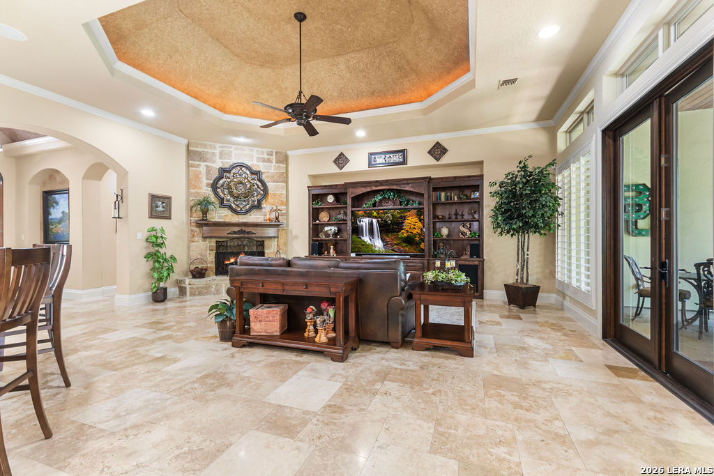 25 Stone Terrace Fair Oaks Ranch TX 78015