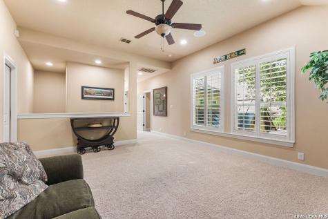 25 Stone Terrace Fair Oaks Ranch TX 78015