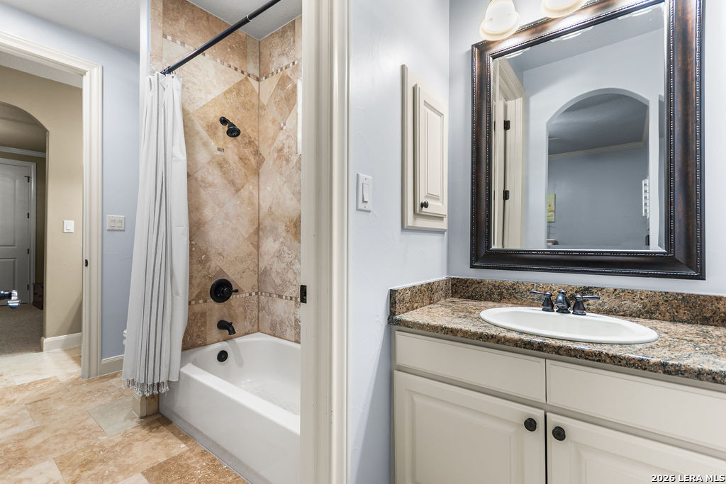 25 Stone Terrace Fair Oaks Ranch TX 78015