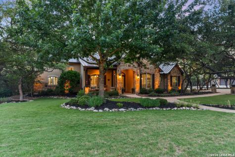 25 Stone Terrace Fair Oaks Ranch TX 78015