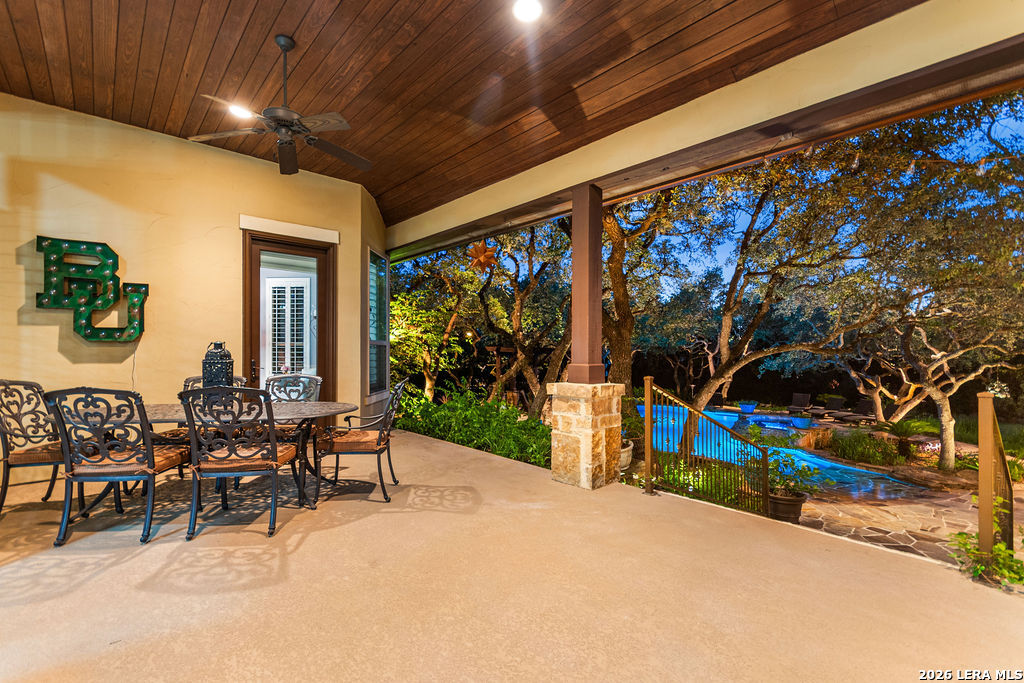 25 Stone Terrace Fair Oaks Ranch TX 78015