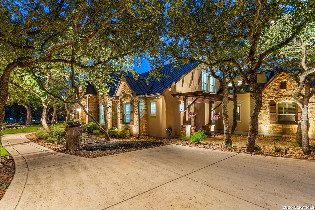 25 Stone Terrace Fair Oaks Ranch TX 78015