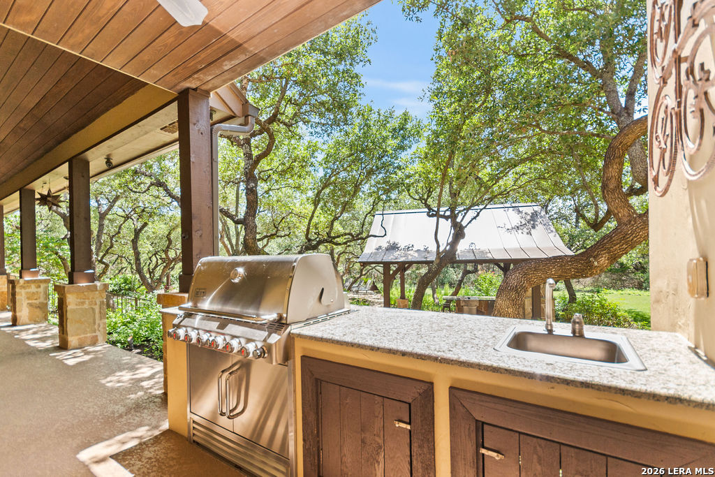 25 Stone Terrace Fair Oaks Ranch TX 78015