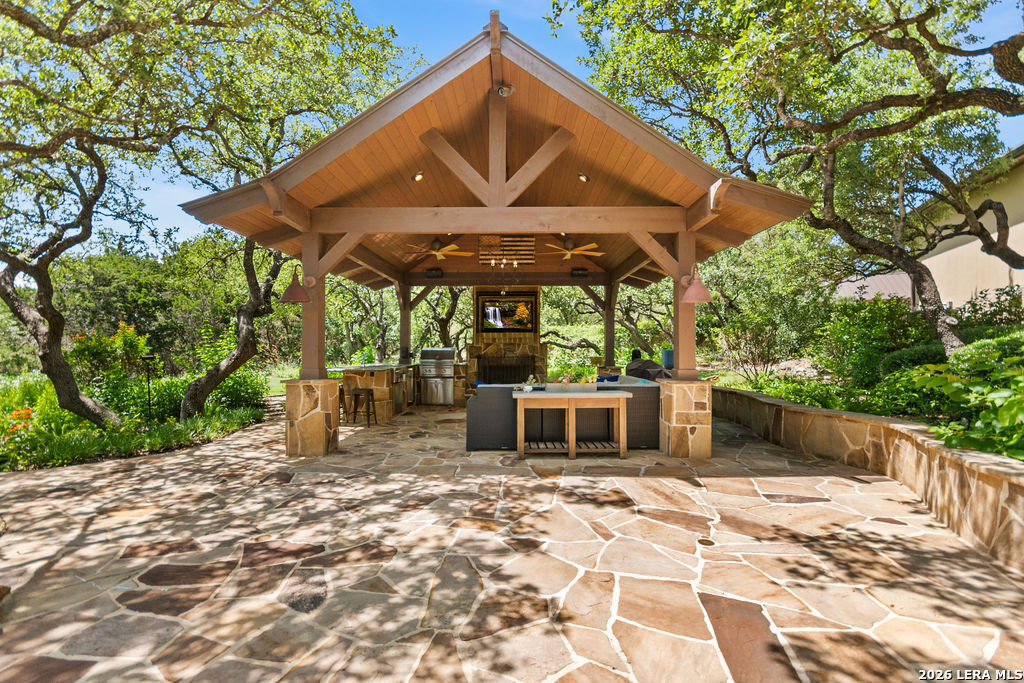 25 Stone Terrace Fair Oaks Ranch TX 78015