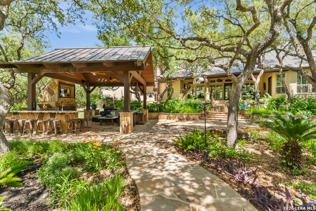 25 Stone Terrace Fair Oaks Ranch TX 78015