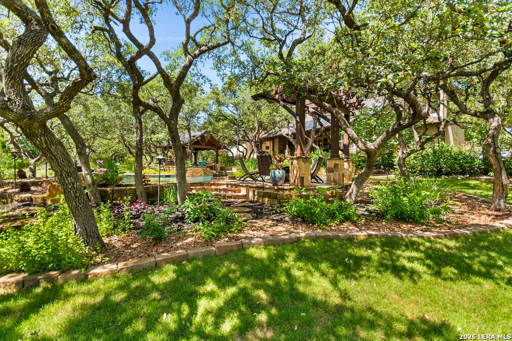 25 Stone Terrace Fair Oaks Ranch TX 78015