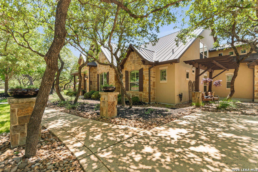25 Stone Terrace Fair Oaks Ranch TX 78015
