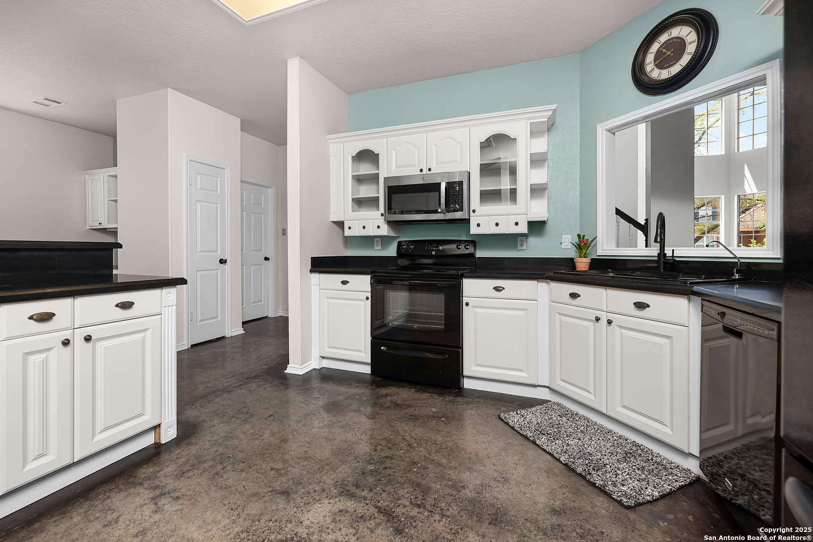 1510 Kingsbridge San Antonio TX 78253