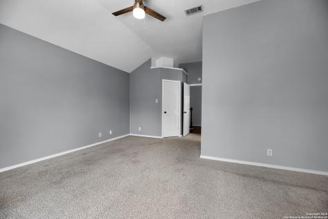 1510 Kingsbridge San Antonio TX 78253