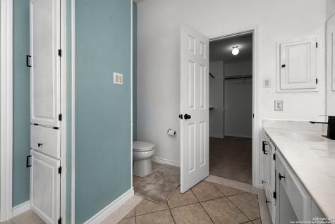 1510 Kingsbridge San Antonio TX 78253