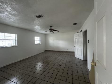 4970 Dare Lane San Antonio TX 78217