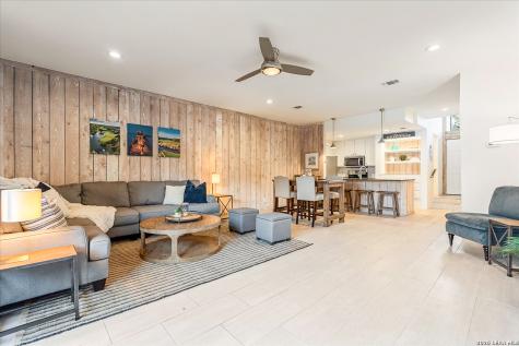 613 Hi Circle North #E Horseshoe Bay TX 78657