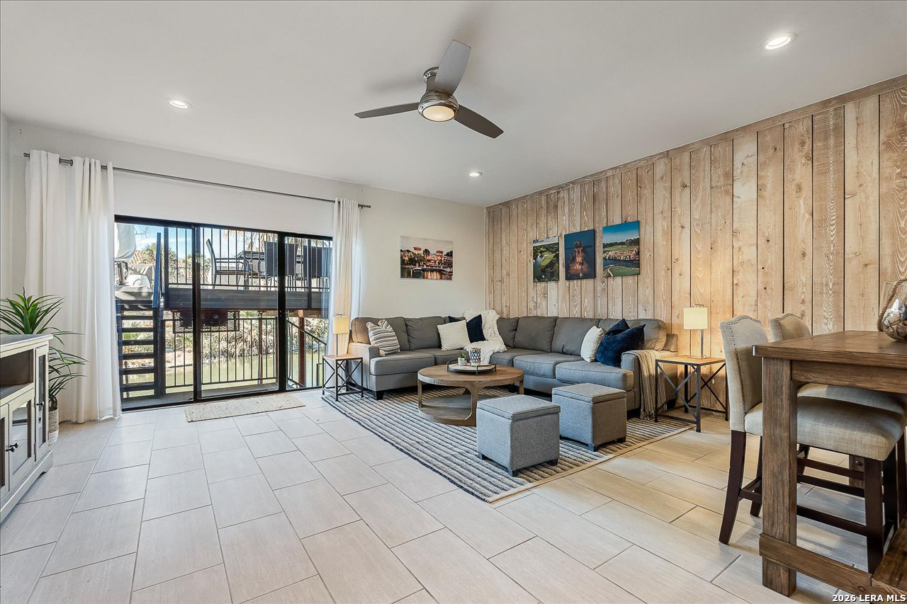613 Hi Circle North #E Horseshoe Bay TX 78657