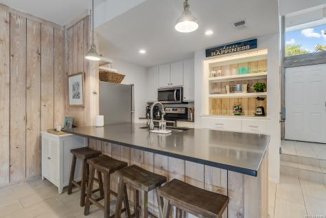 613 Hi Circle North #E Horseshoe Bay TX 78657
