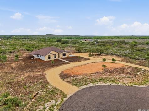 60 Friendship Hills Uvalde TX 78801