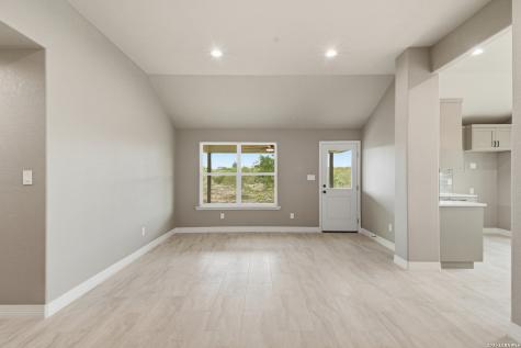 60 Friendship Hills Uvalde TX 78801