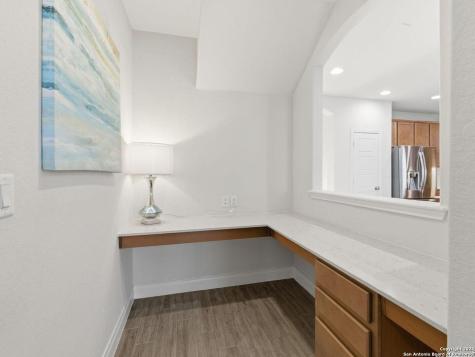 10823 Lone Ranger San Antonio TX 78254