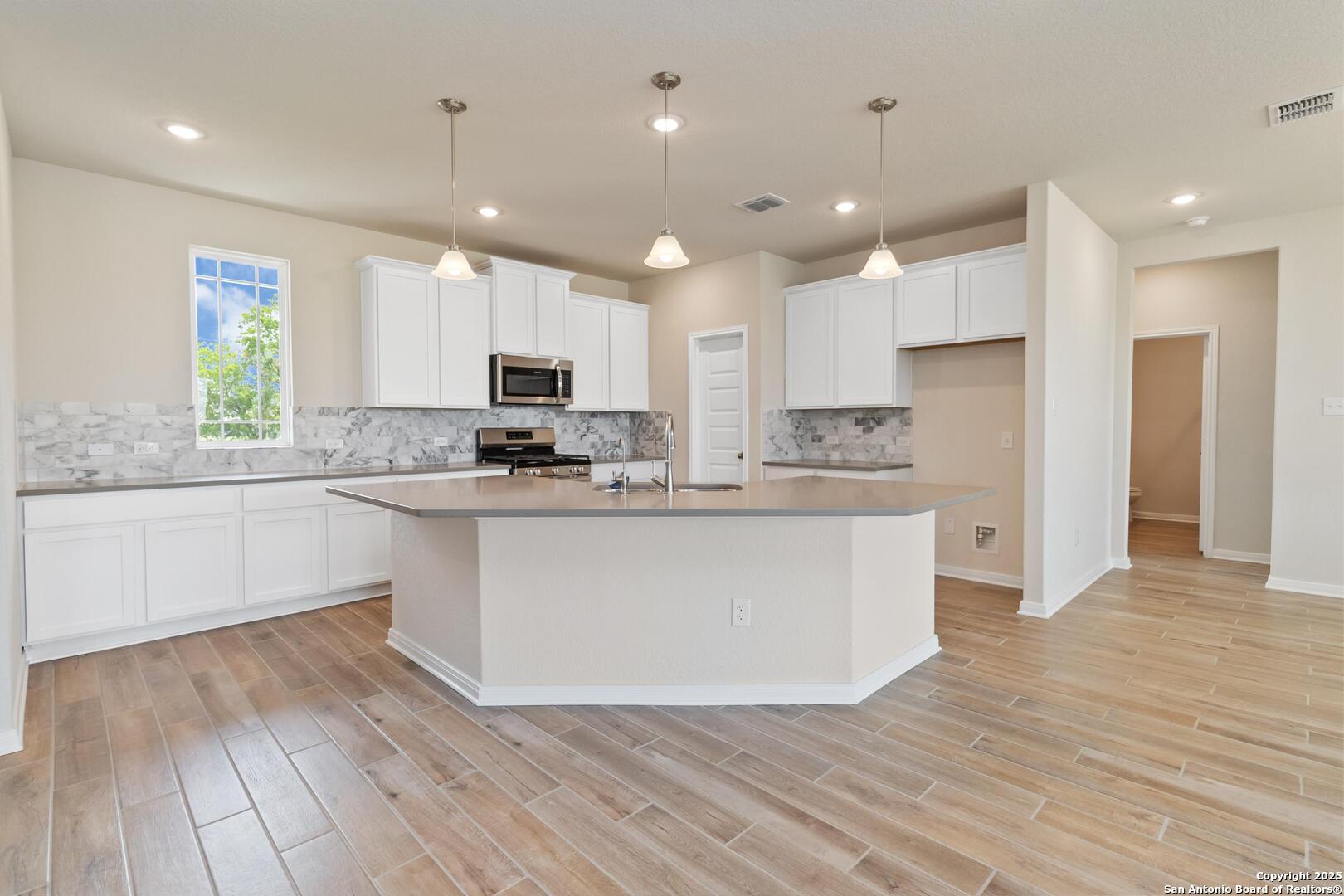22213 Jordans Place San Antonio TX 78264