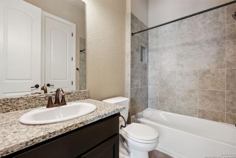 728 Deer Run Way New Braunfels TX 78132
