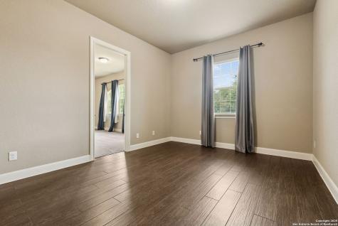 728 Deer Run Way New Braunfels TX 78132