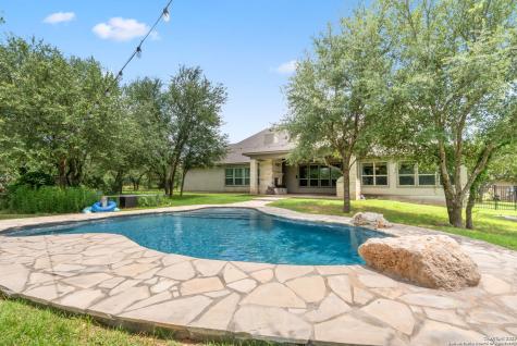 728 Deer Run Way New Braunfels TX 78132