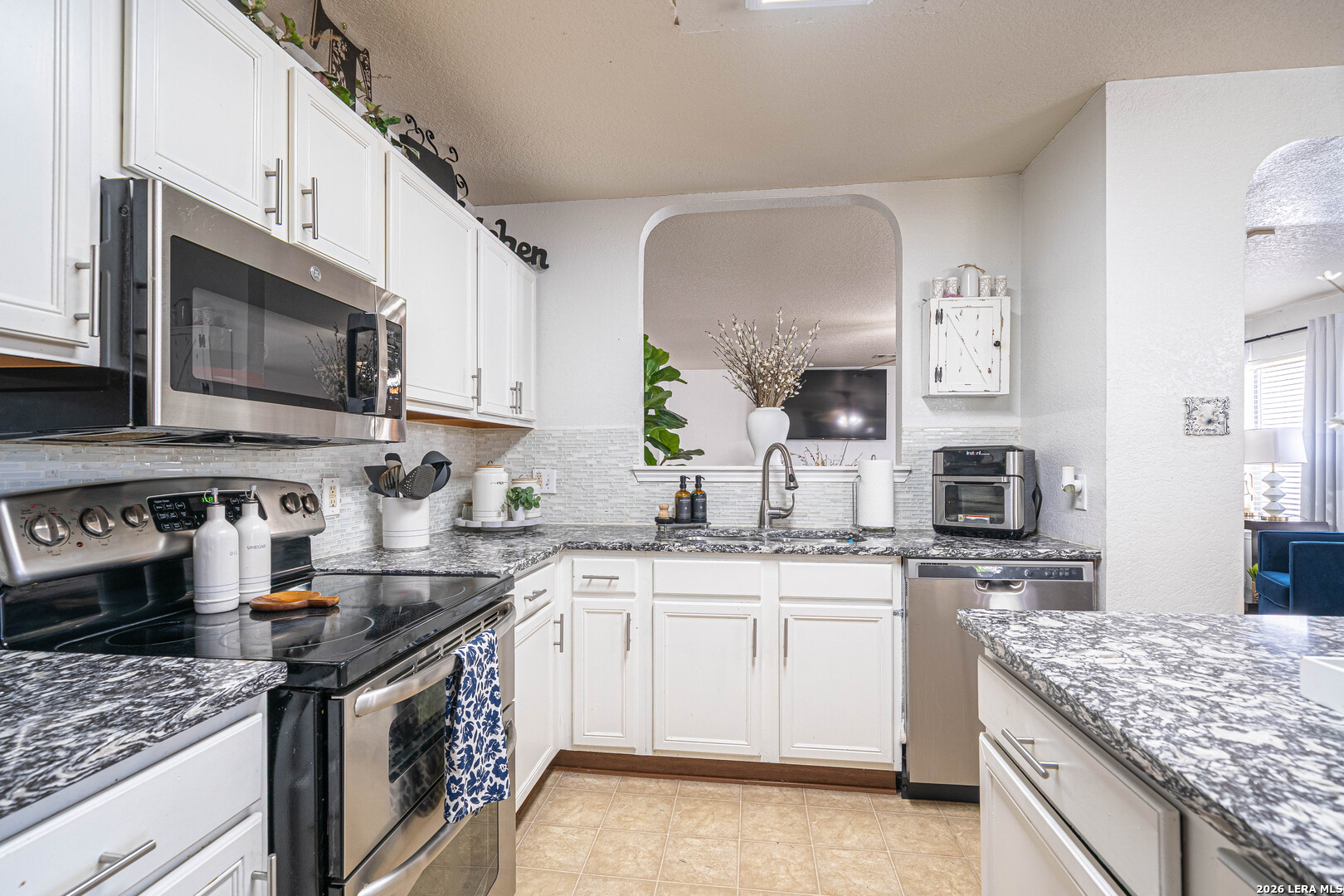 6431 Kestrel Lane San Antonio TX 78233