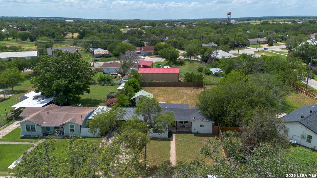 303 Lee Drive Devine TX 78016