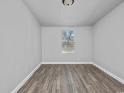 22906 Fawn Trail Elmendorf TX 78112