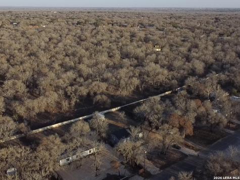 22906 Fawn Trail Elmendorf TX 78112