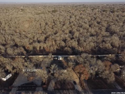 22906 Fawn Trail Elmendorf TX 78112