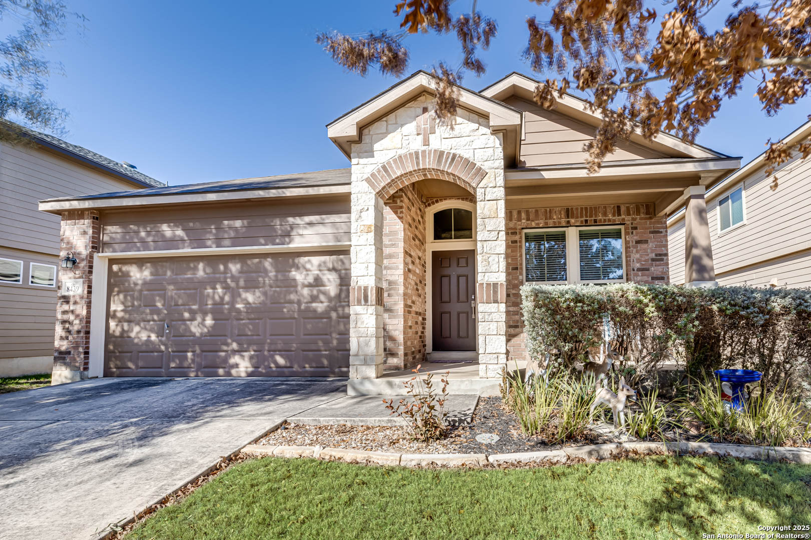 8439 Meadow Plains San Antonio TX 78254