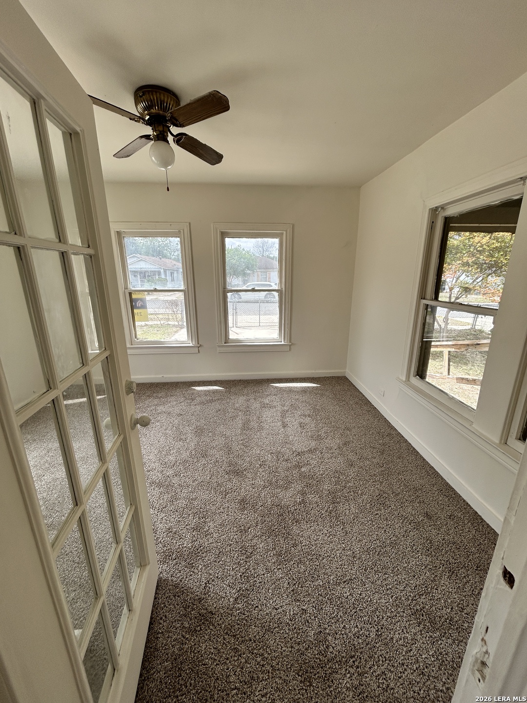 335 Hermitage Court San Antonio TX 78223