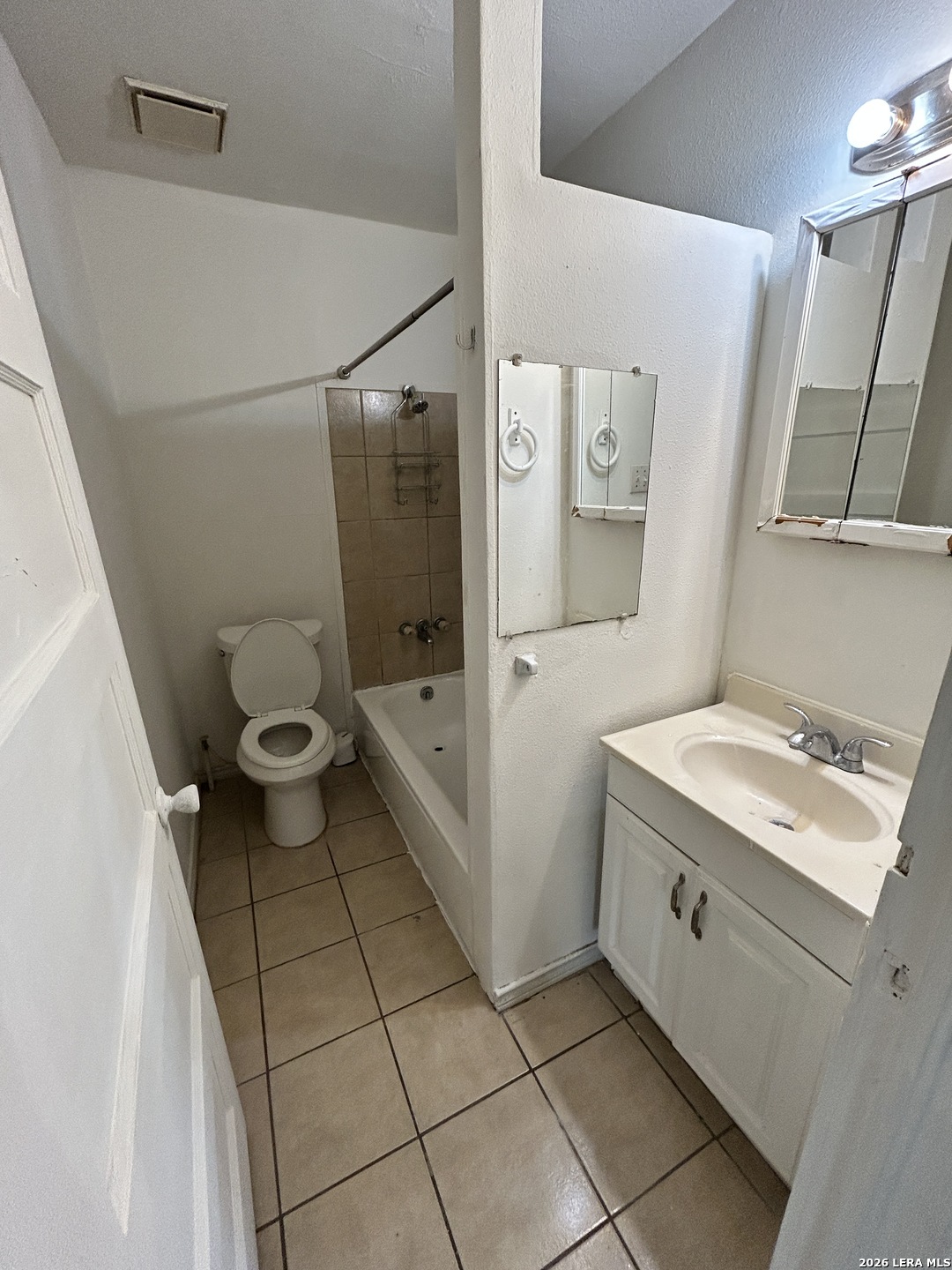 335 Hermitage Court San Antonio TX 78223