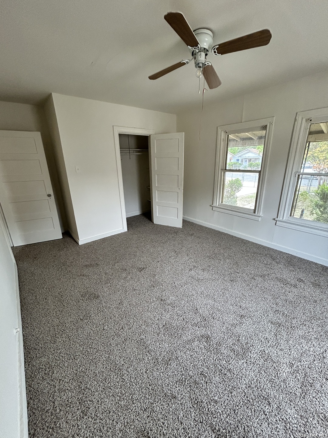 335 Hermitage Court San Antonio TX 78223