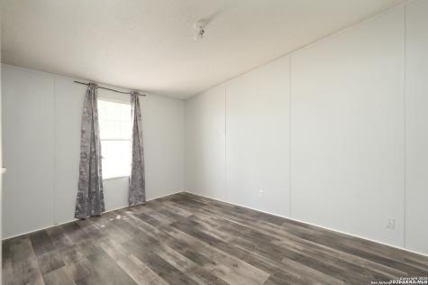 176 County Road 5633 Castroville TX 78009