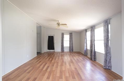 176 County Road 5633 Castroville TX 78009