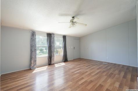 176 County Road 5633 Castroville TX 78009