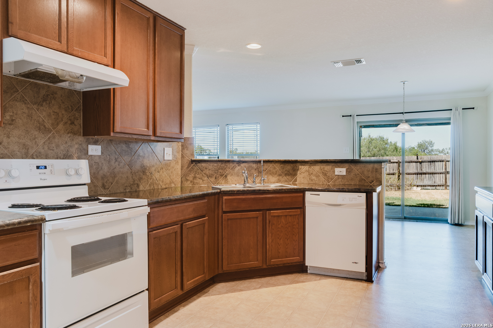 4515 Wrangler View San Antonio TX 78223