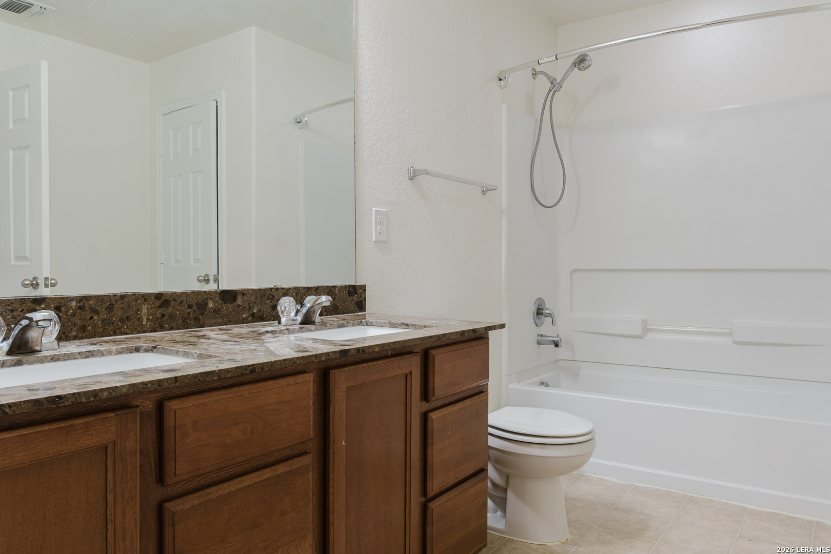 4515 Wrangler View San Antonio TX 78223