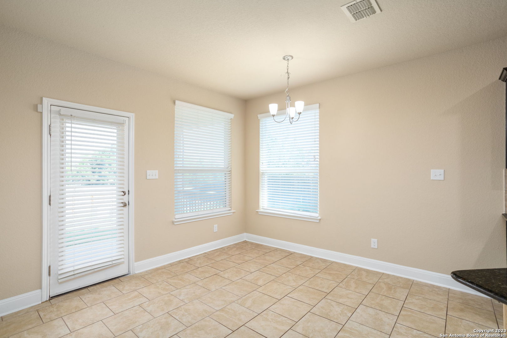 6527 Tulia Way San Antonio TX 78253