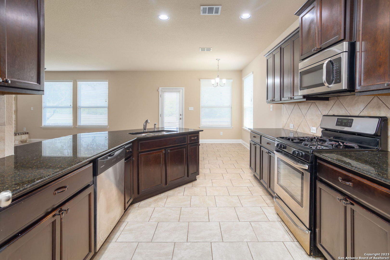 6527 Tulia Way San Antonio TX 78253