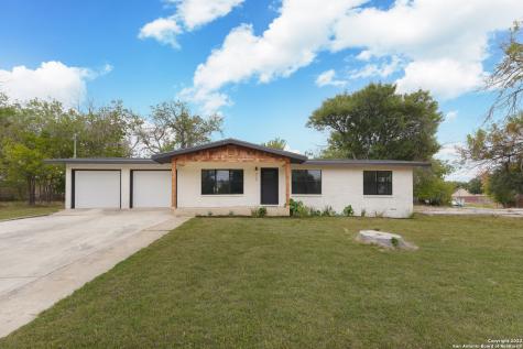 920 W Merriweather Street New Braunfels TX 78130