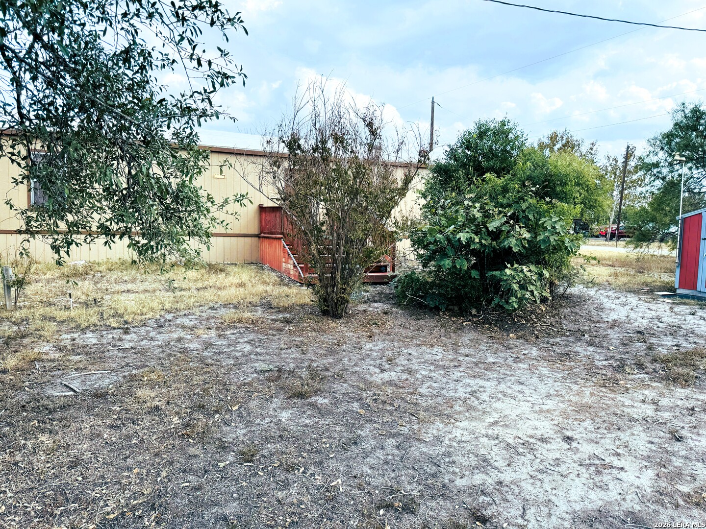 385 County Road 5719 Devine TX 78016