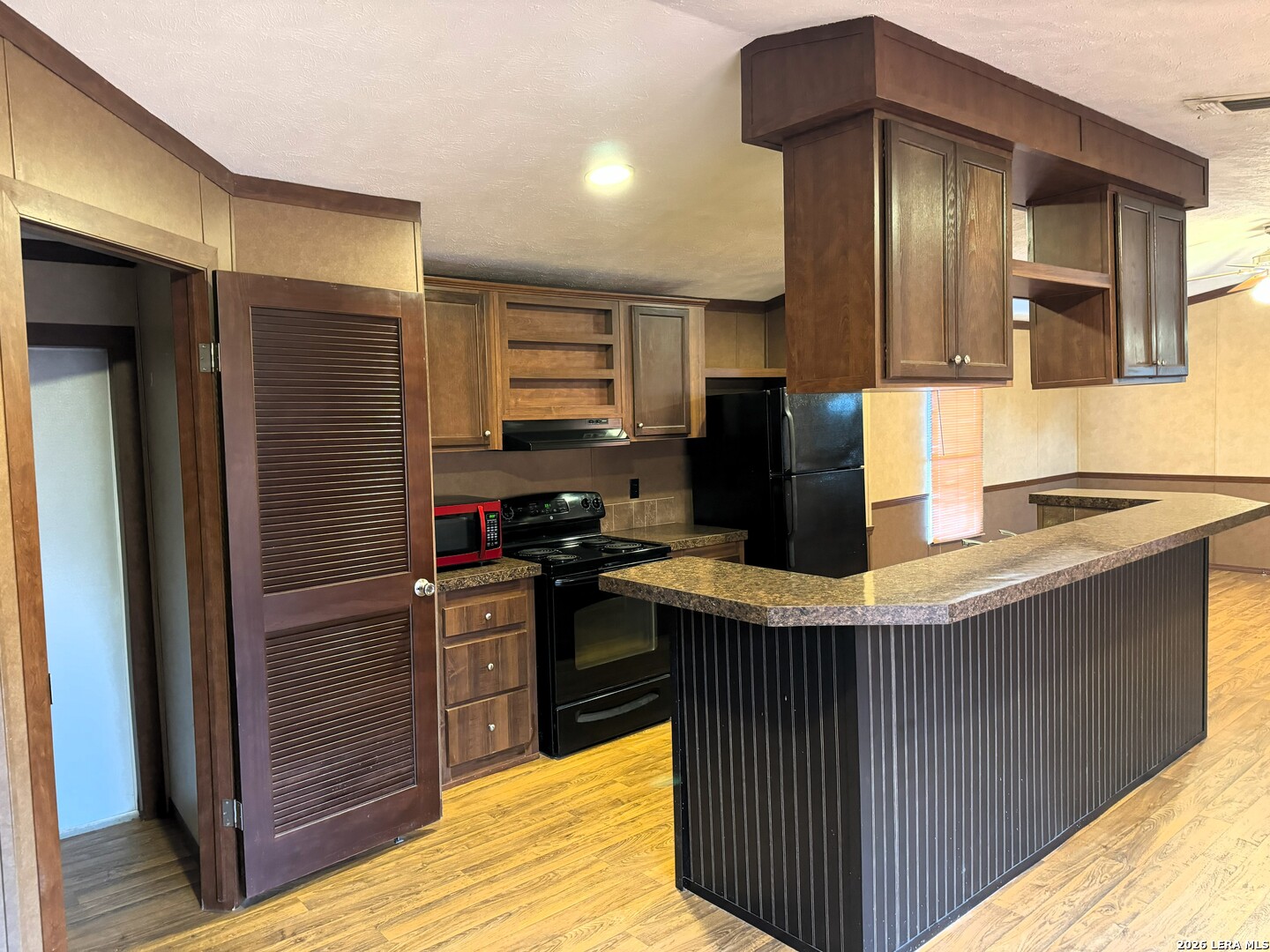 385 County Road 5719 Devine TX 78016
